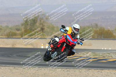 media/Jan-04-2025-Race Pace (Sat) [[691f78c490]]/3-Turn 4 Entry Vested (1010am)/